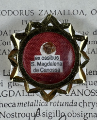 1988 Documented theca with relic of St. Magdalene of Canossa, Religious sister