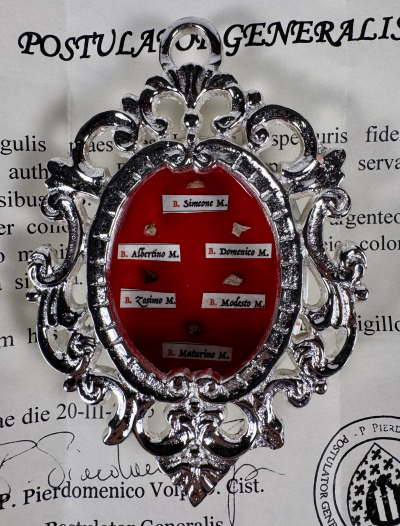 Rare documented reliquary theca with relics of the Martyrs of Casamari