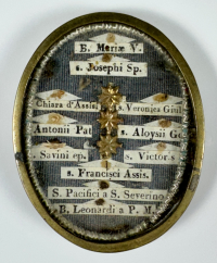 Reliquary theca with a relics of the Blessed Virgin Mary, St. Joseph &amp; 9 Catholic Saints