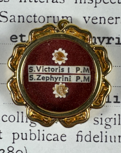 1993 Vatican documented reliquary theca with relics of 2 Martyr Popes: St. Pope Victor I &amp; St. Pope Zephyrinus