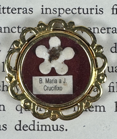 1976 Documented reliquary theca with relic of Bl. María López de Rivas (Mary of Jesus Crucified)